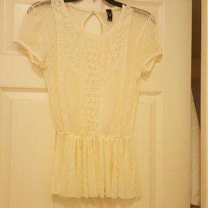 Cream lace top by Windsor